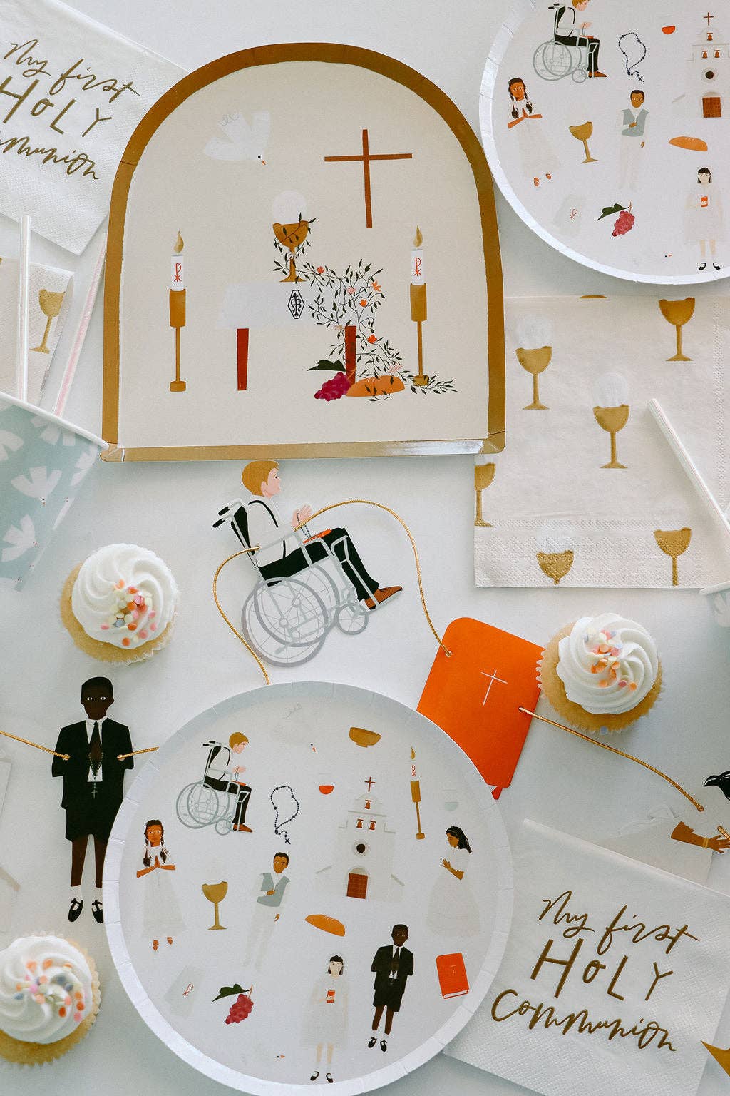 Communion Dinner Plates | Catholic Party Paper Goods - 8 plates in a set